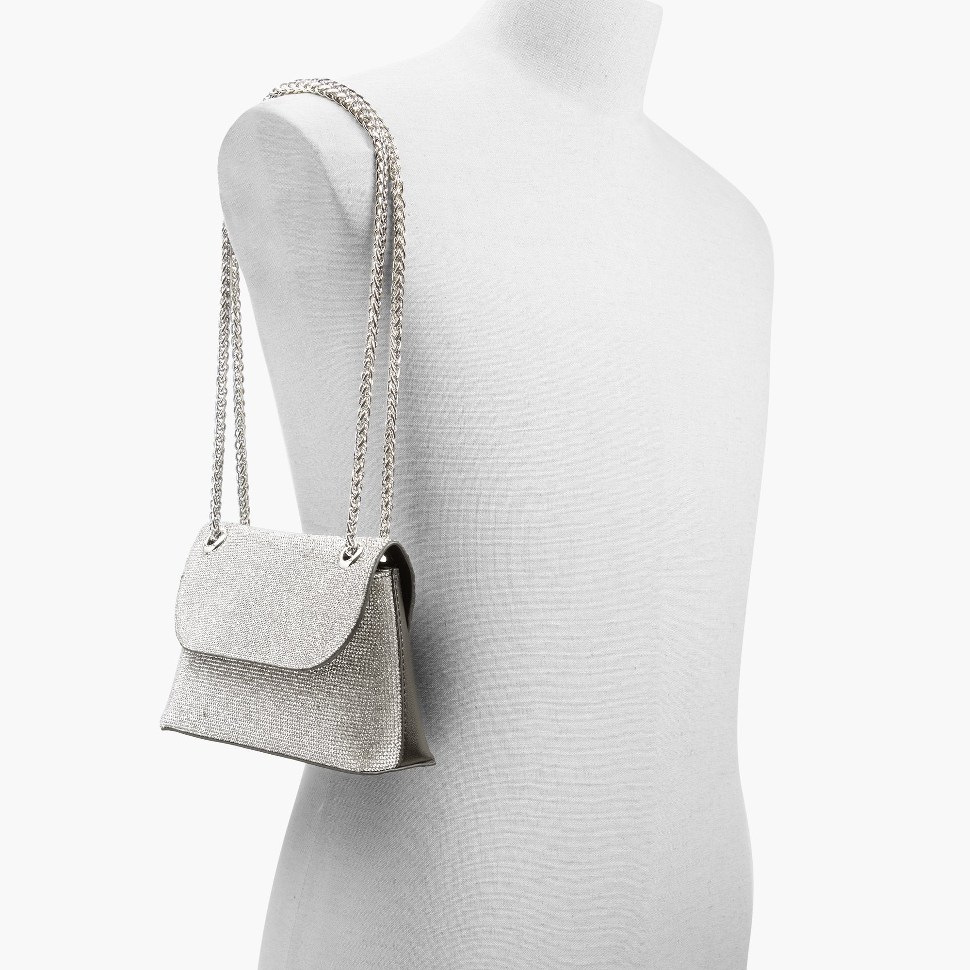Lovelly - Image 6