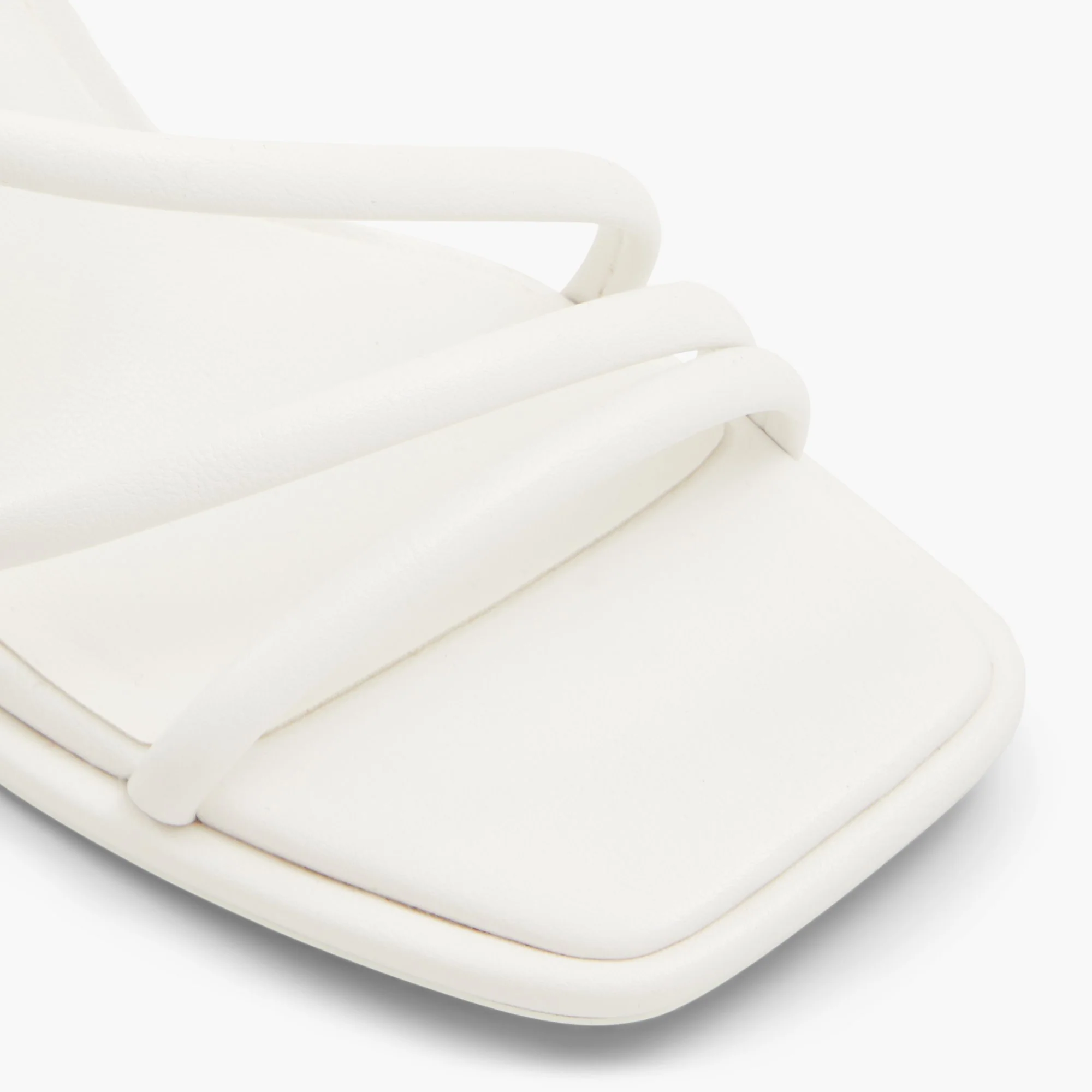 Luxe - Image 6